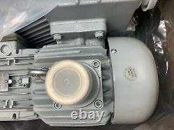 New In Box Agilent Technologies Ms40 Rotary Vane Pump G1960-80040