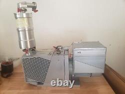 Varian HS-652 Rotary Vane Pump 9499365M002 pulled from professional environment